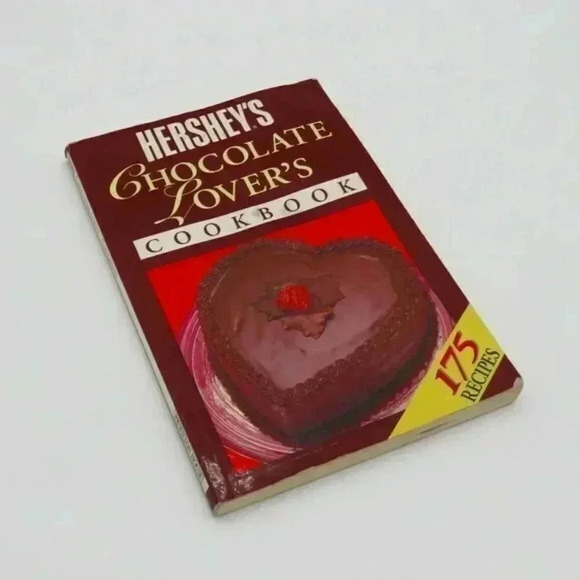 Vintage 1993 Hershey’s Chocolate Lover’s Cookbook Recipes Cookbook Baking - Picture 1 of 5